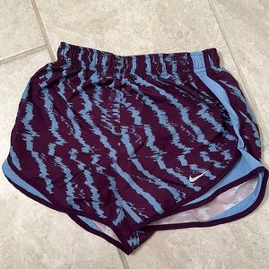 Xs Nike dri-fit running shorts